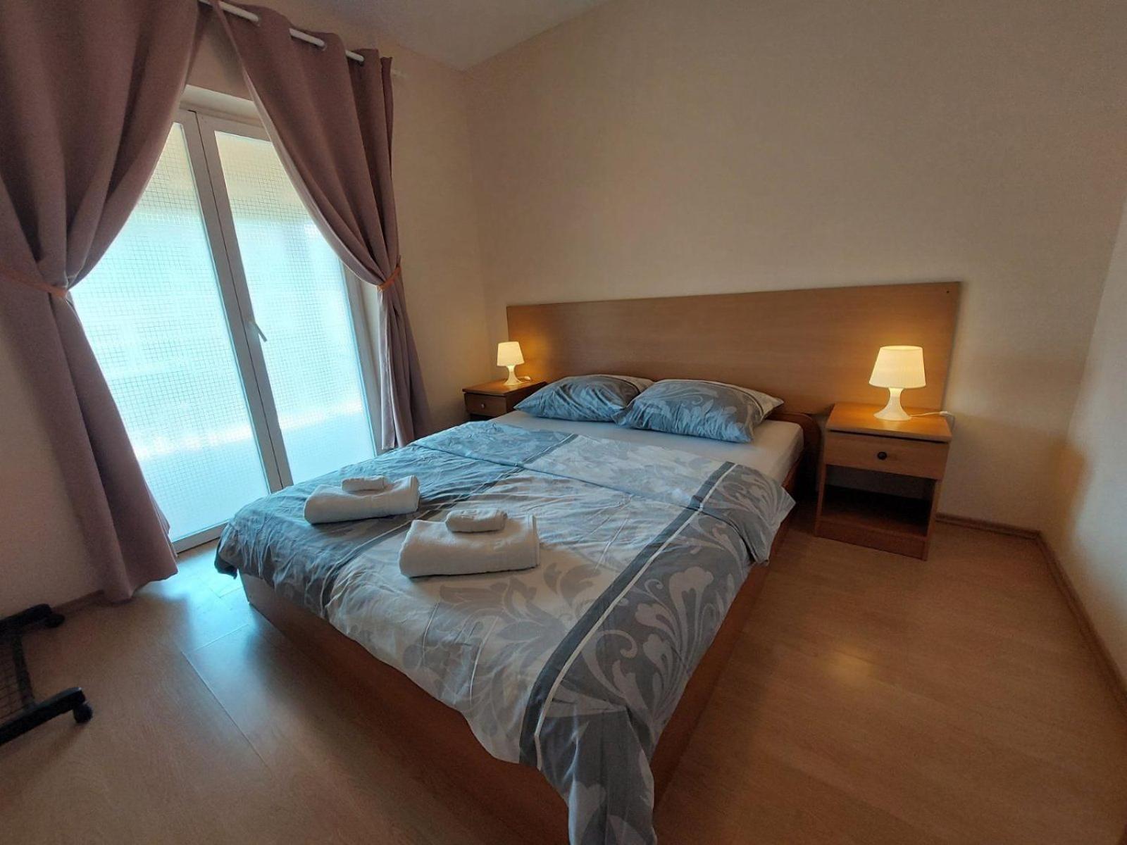 Apartments Tea Ровин Екстериор снимка